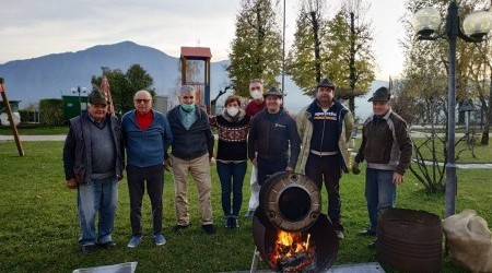 castagnata con gli alpini